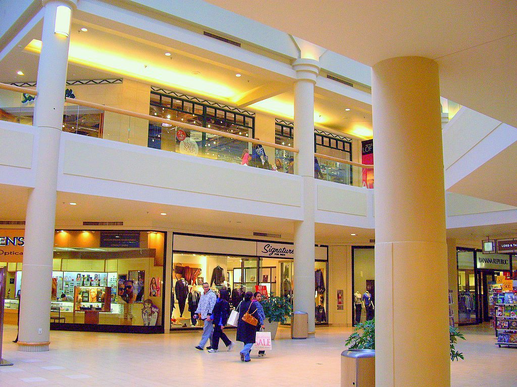 freehold-mall
