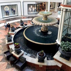 menlo-park-mall-square