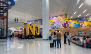 Newark Airport layover shopping guide — Jersey Gardens and NJ malls