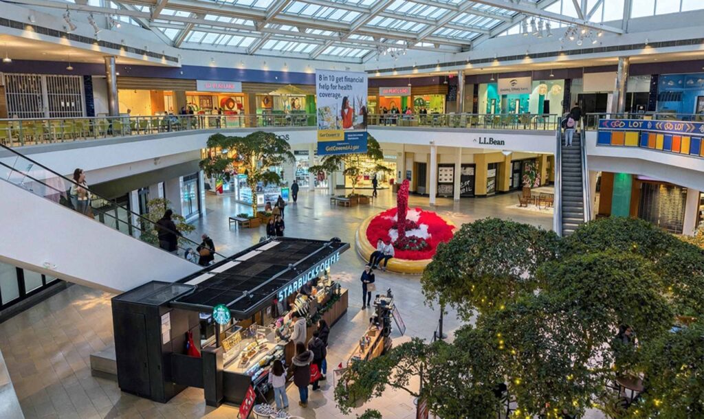 Paramus Park Mall stores in Paramus, NJ